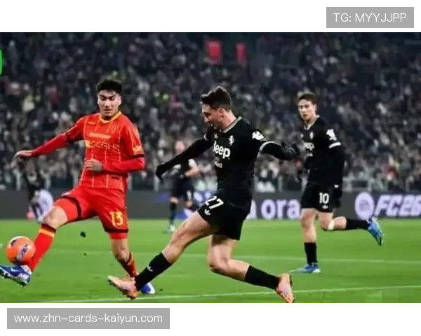 意甲尤文前场围攻,禁区内机会频出 意甲尤文前场围攻,禁区内机会频出